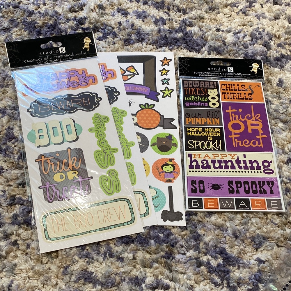 34 piece Halloween sticker set